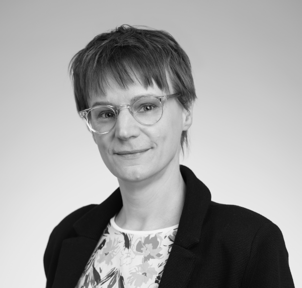 Professor Leonie Brose